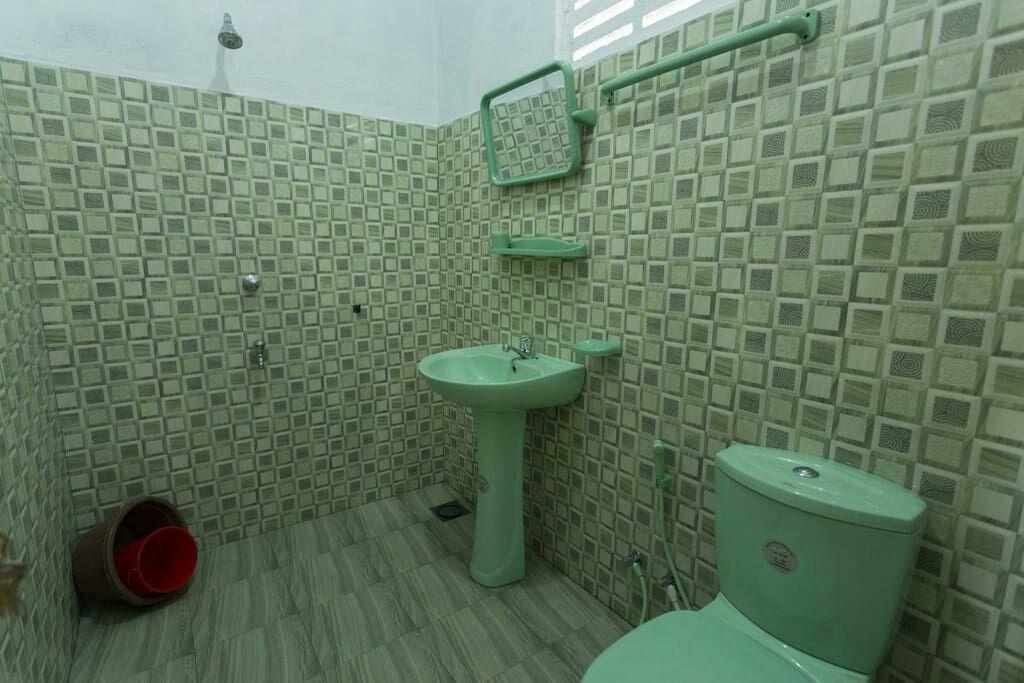 Theepan'S Home นิลาเวลี ภายนอก รูปภาพ