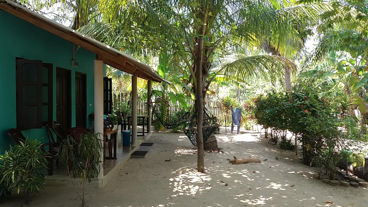 Theepan'S Home นิลาเวลี ภายนอก รูปภาพ
