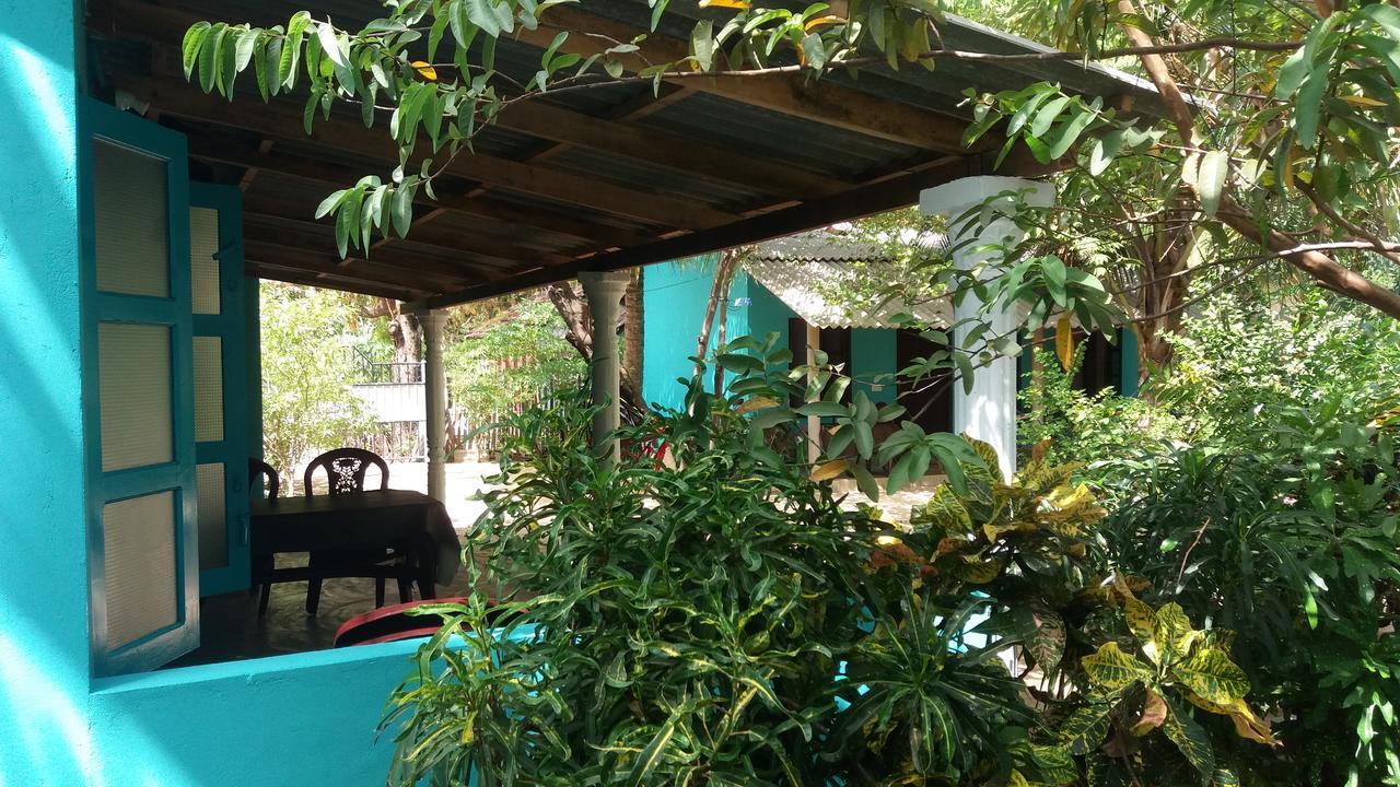 Theepan'S Home นิลาเวลี ภายนอก รูปภาพ
